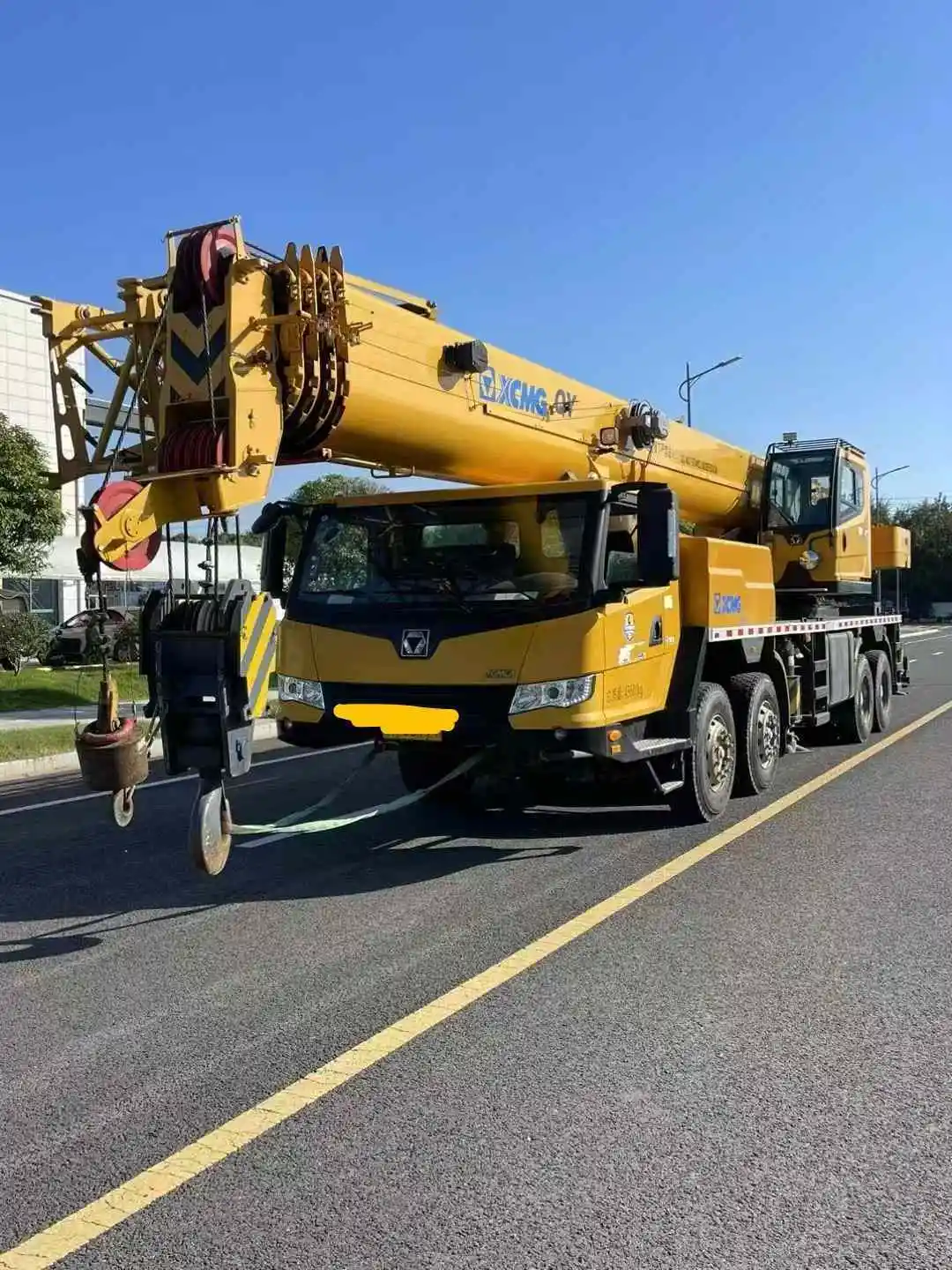 Derek Truk QY50KC 50T Bekas untuk Solusi Pengangkatan Berat 1