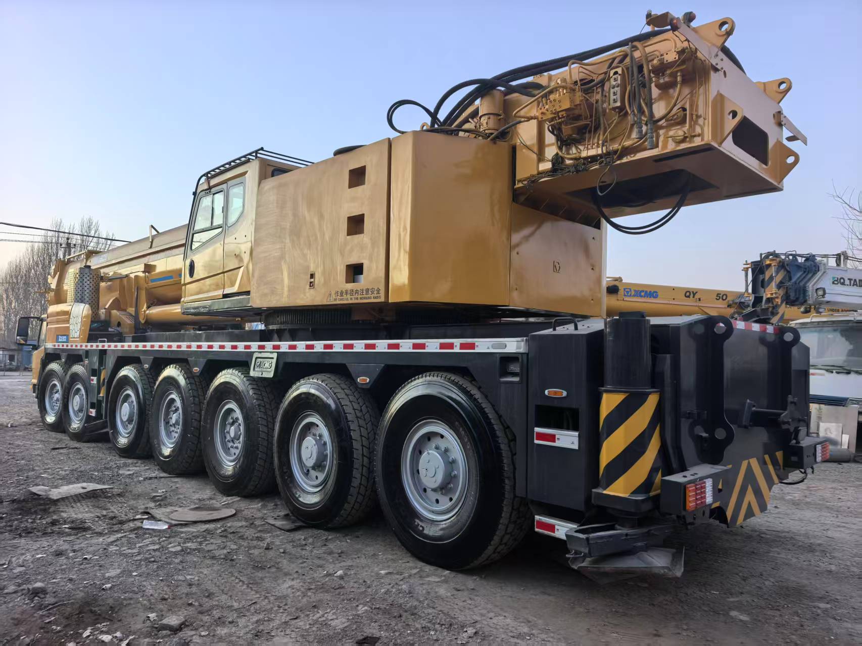 USED XCA300 300T TRUCK CRANE FOR SALE 3