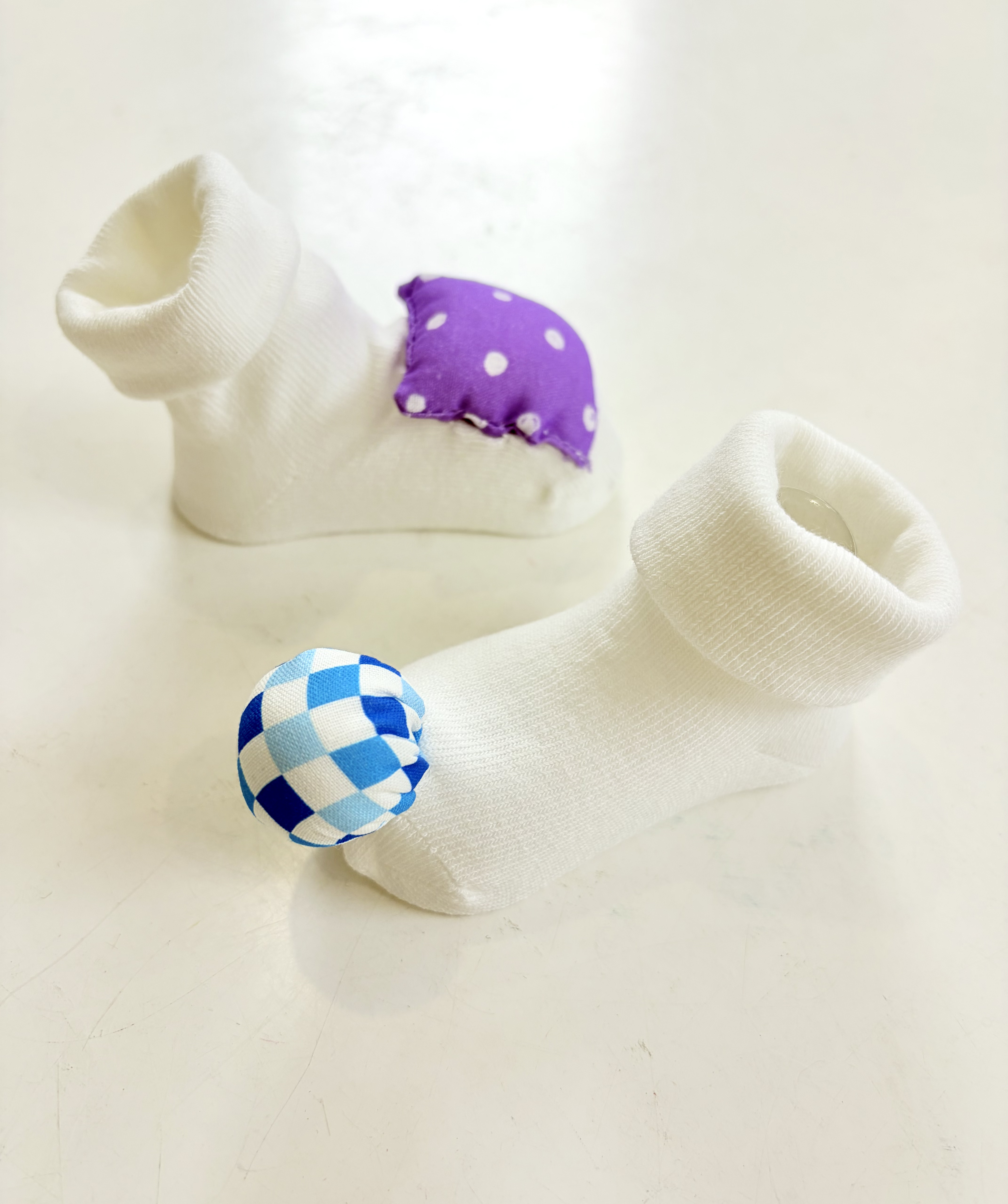 Vớ lục lạc Montessori cho bé, lục lạc đeo mắt cá chân kích thích giác quan cho bé từ 0-24 tháng, đồ chơi rèn luyện khả năng cầm nắm và thính giác sớm. 3