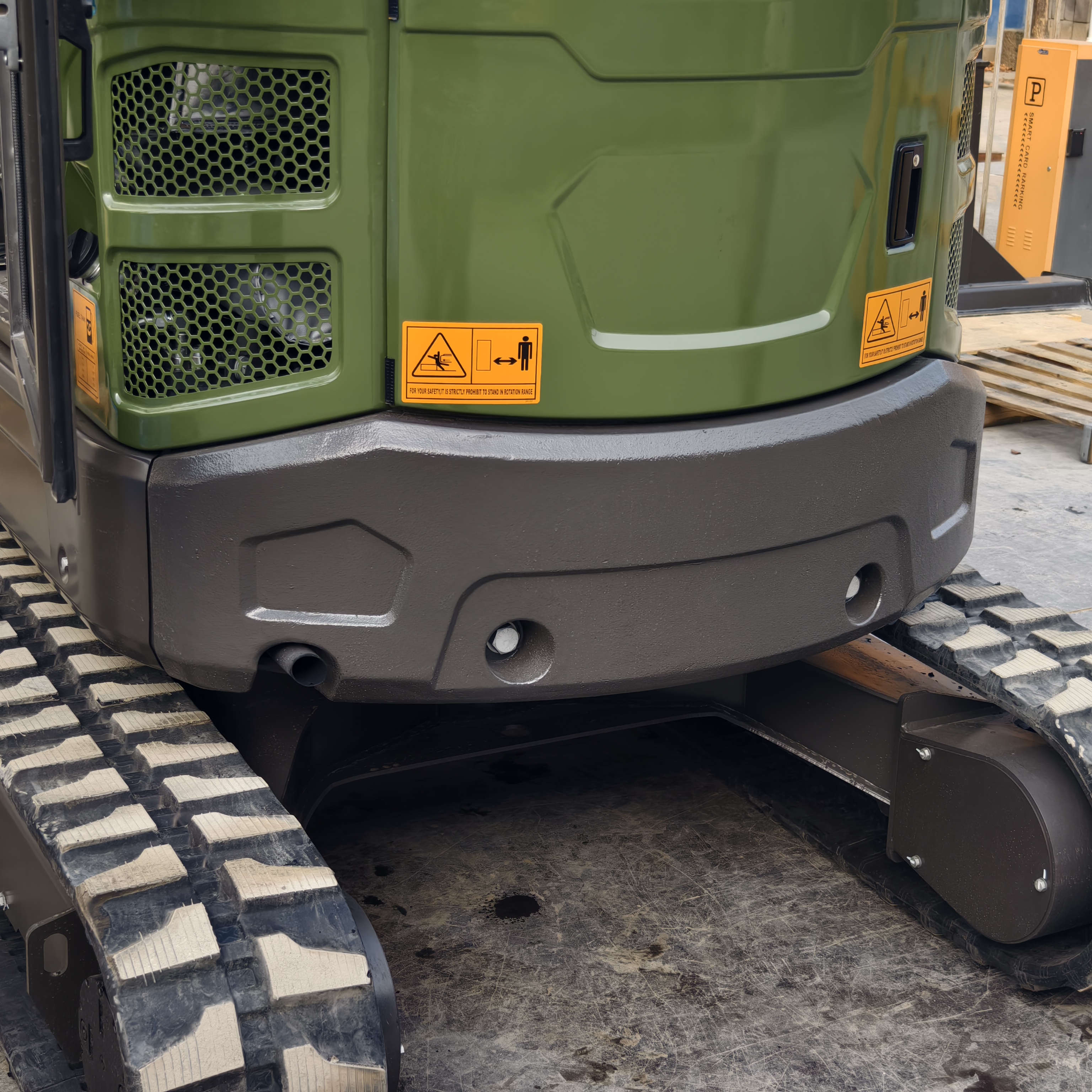 Global Delivery Excavator FW40 4 ton Mini Crawler Excavator with High Quality 6