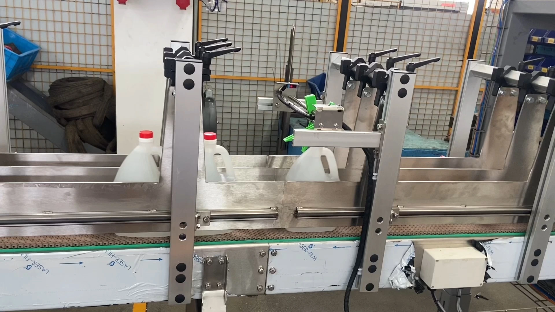 Confezionatrice automatica per aceto in grandi bottiglie (6 bottiglie/confezione) - Serie WKD-CZX 1