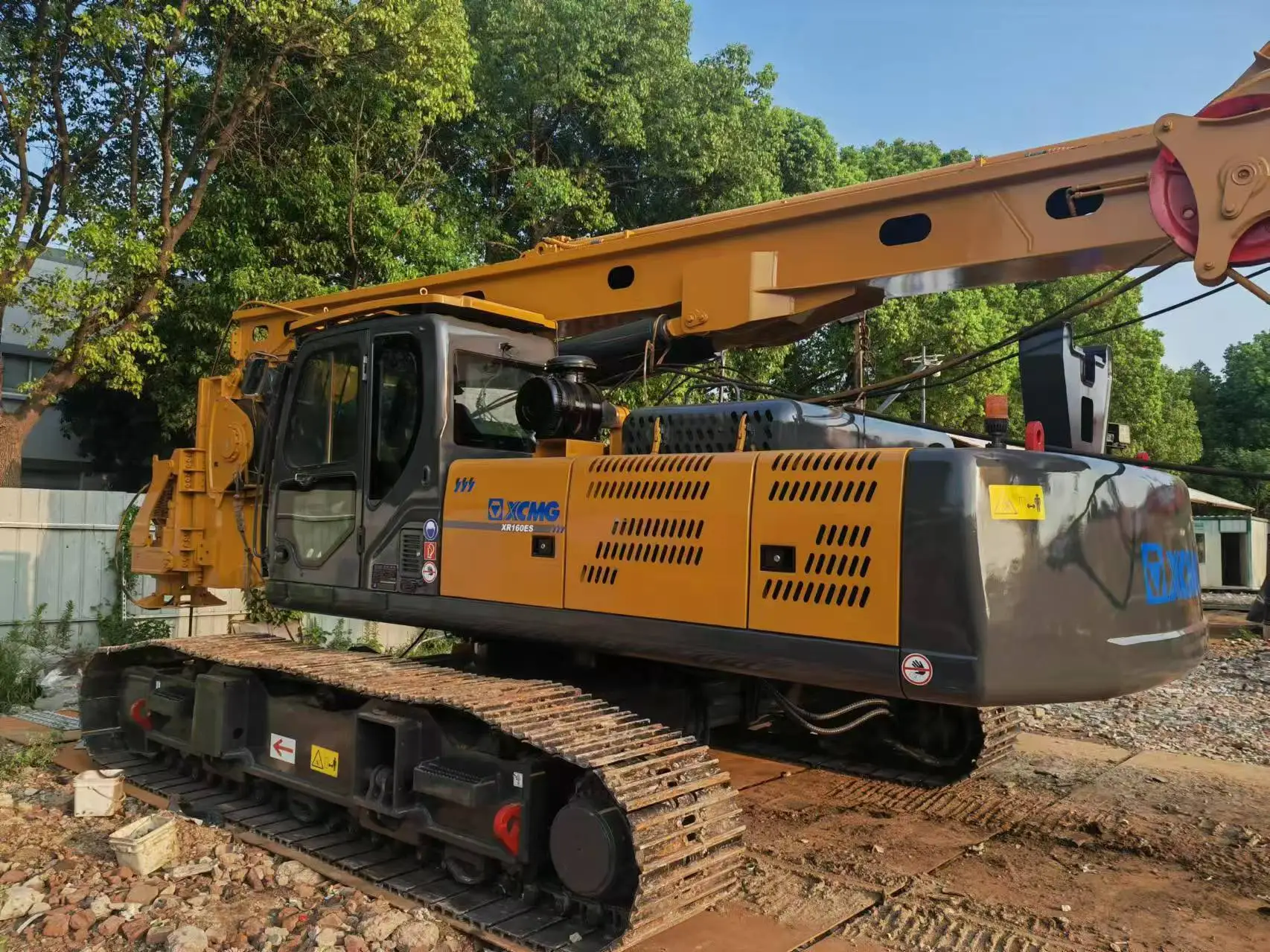 آلة حفر دوارة مستعملة من طراز XCMG XR160D 1