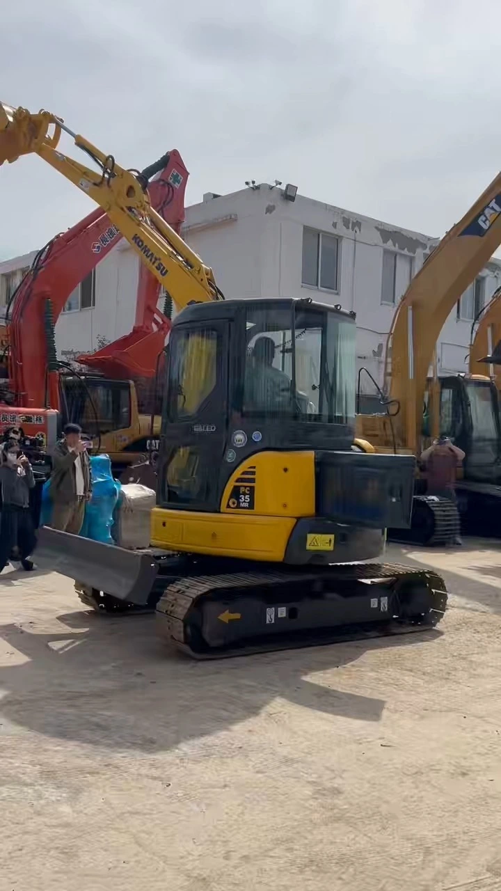 کوماتسو PC35MR-2 کارکرده، شرایط خوب، ساعات کاری پایین 1