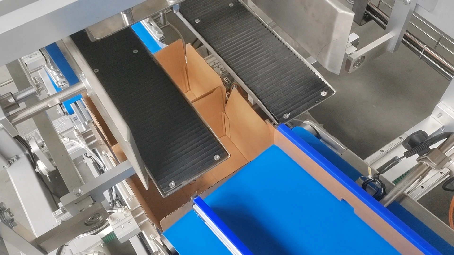 Máy đóng gói thực phẩm tự động tốc độ cao kiểu thả - WKD-DZX-60 1