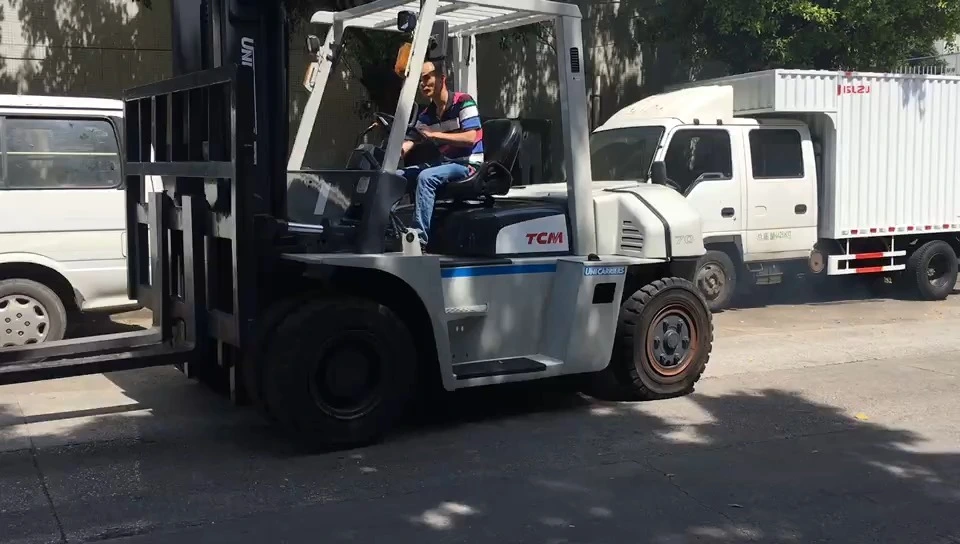 لیفتراک سنگین TCM FD70 7 تن با قدرت بالا و مصرف سوخت کم 1