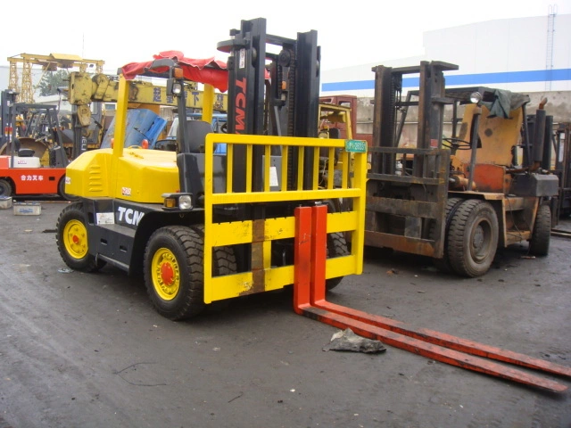 Carretilla elevadora diésel TCM FD100 usada de 10 toneladas, carretilla elevadora contrapesada de alta resistencia para puertos y almacenes. 1