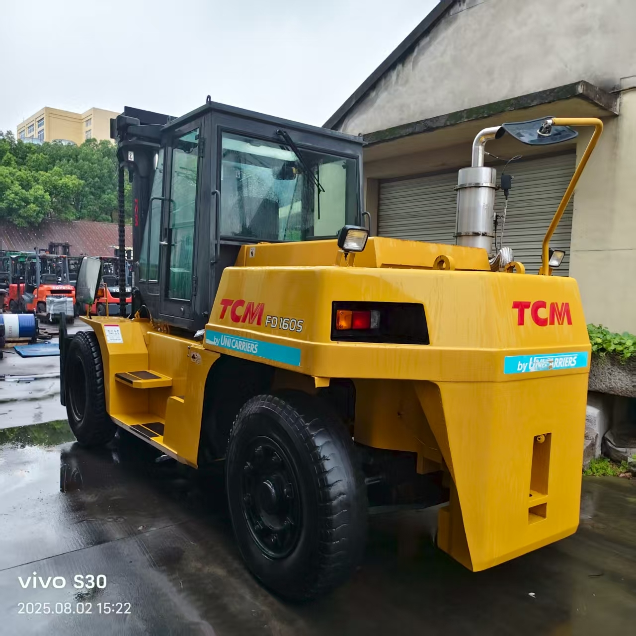 Carretilla elevadora diésel TCM FD160 usada de 16 toneladas, carretilla elevadora contrapesada de servicio pesado para puertos y patios siderúrgicos. 1