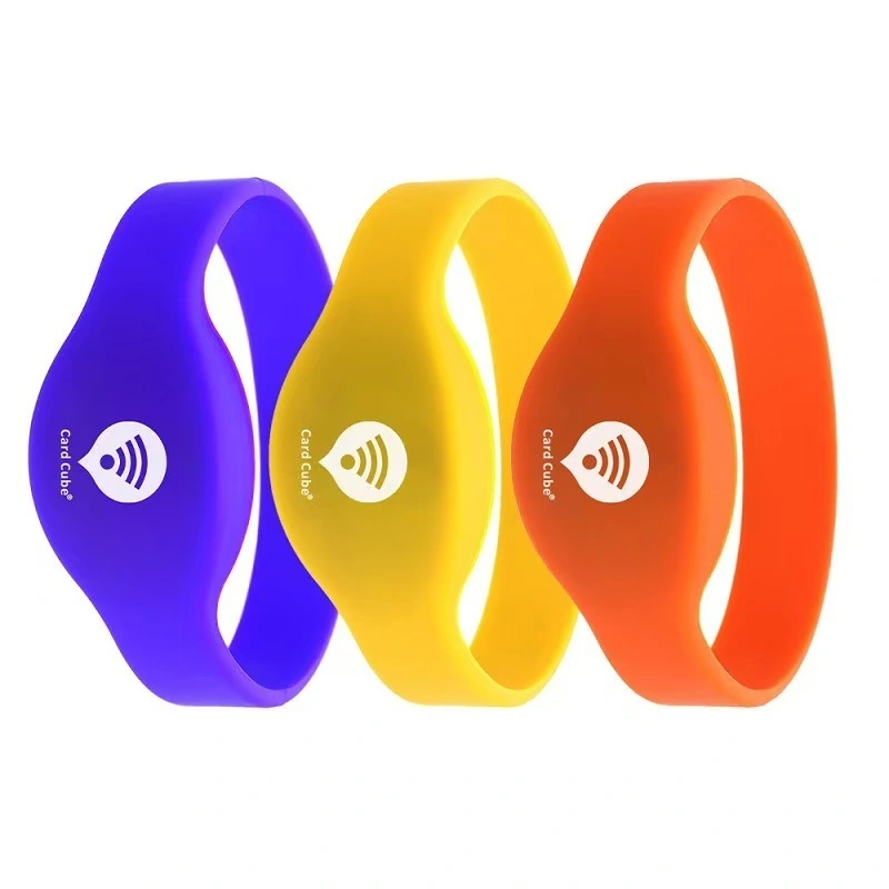 RFID Silicone Wristbands Soft Waterproof Silicone RFID Wristband 1