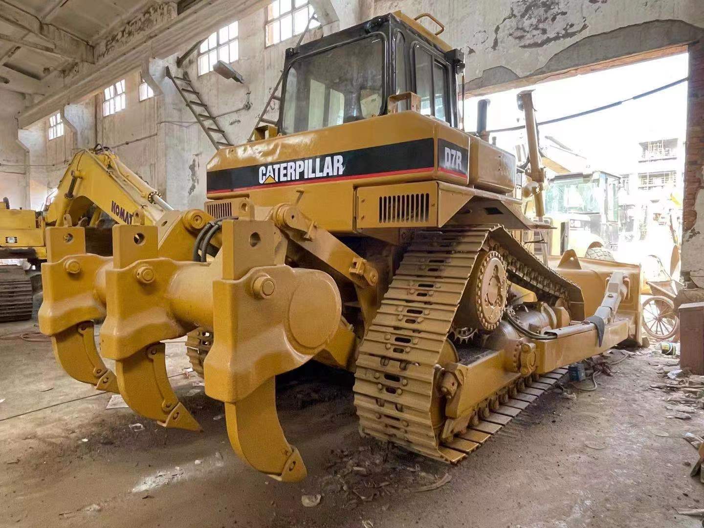 High Efficiency Used Caterpillar D7 Dozer for Large Scale Construction for sale 1