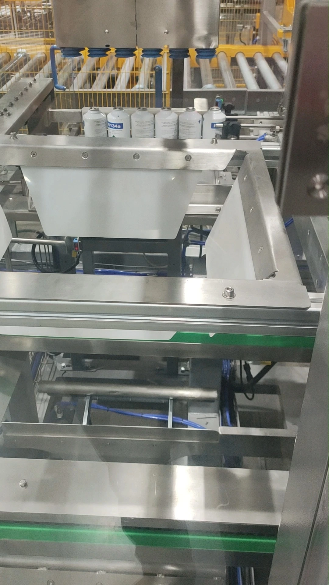 آلة أوتوماتيكية لتجميع وتعبئة وإغلاق علب الرذاذ - WKD-KZF-V10 1