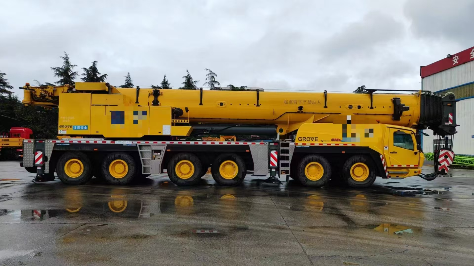 Grue Grove d'une capacité de 300 tonnes, grue de levage lourd avec système de suspension MEGATRAK 3