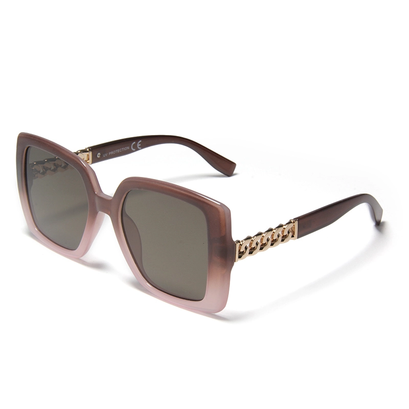 Gafas de sol cuadradas de diseño moderno y elegante S77314 para mujer adulta con protección UV400, montura de policarbonato y patillas metálicas. 1