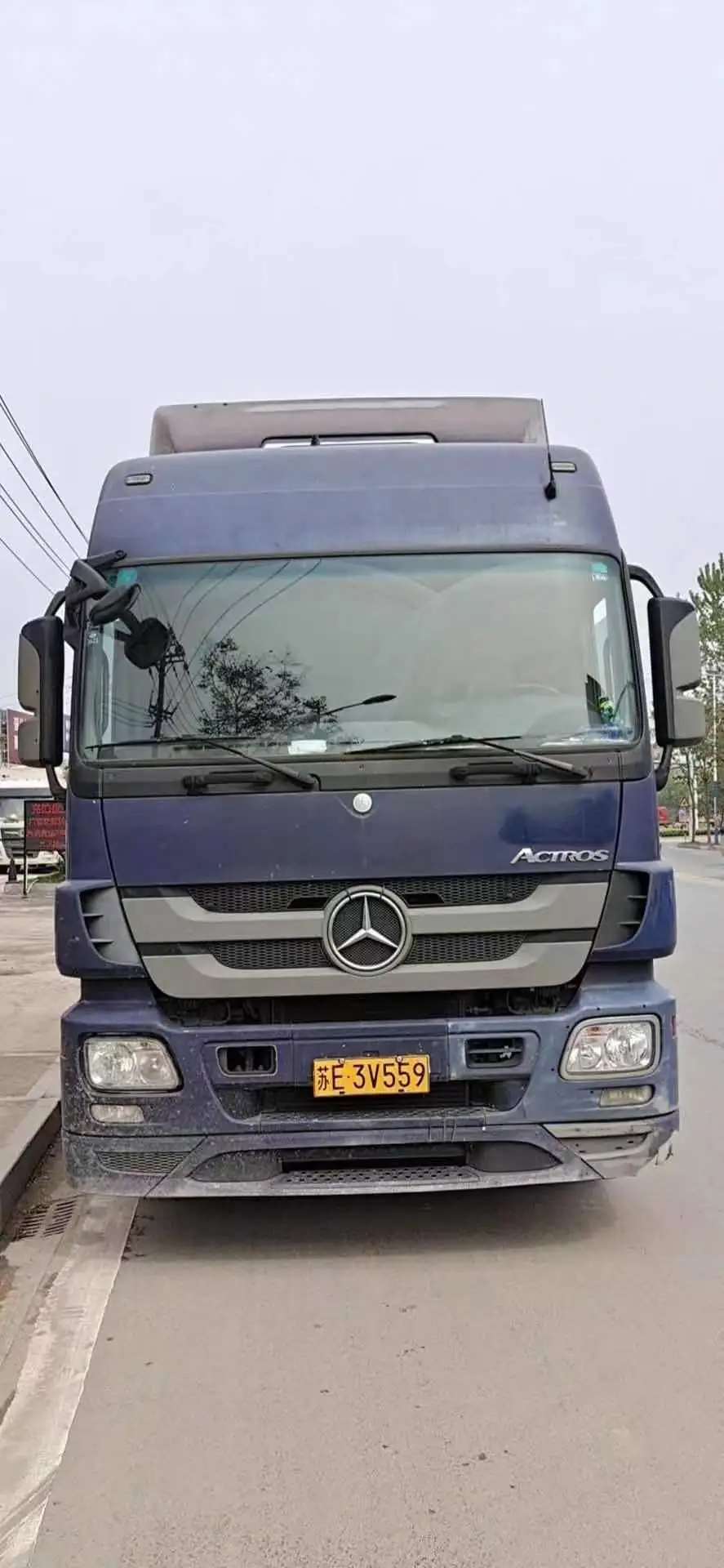 Truk Kargo Tugas Berat Mercedes-Benz Actros 2644, Traktor Truk GVW 26 Ton 1