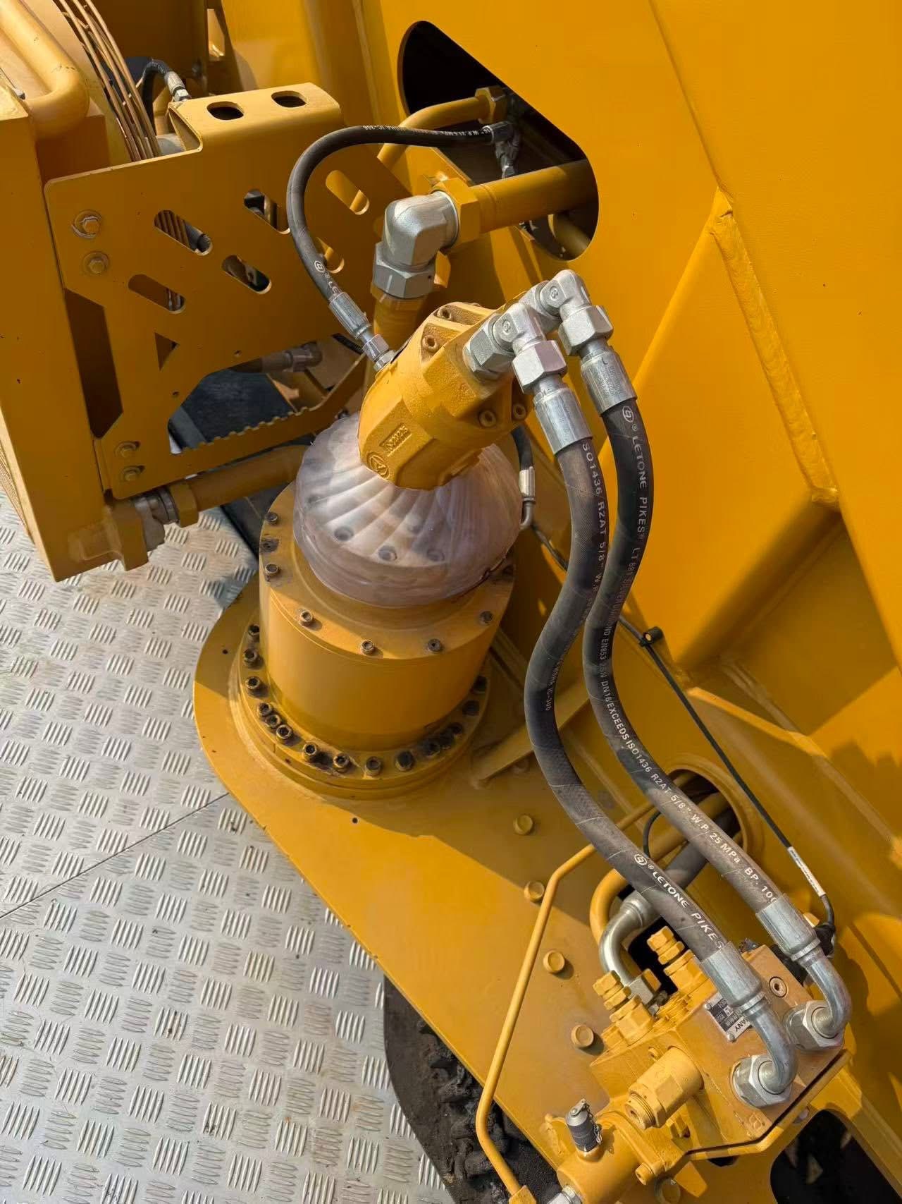 Grue hydraulique SANY STC500C5-8 de 50 tonnes avec flèche en U à 5 sections 5
