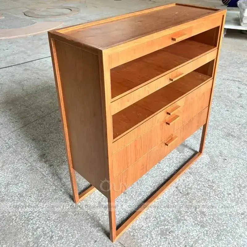Refined Champagne Gold Jewelry Showroom Display Counter With Consultation Table 1