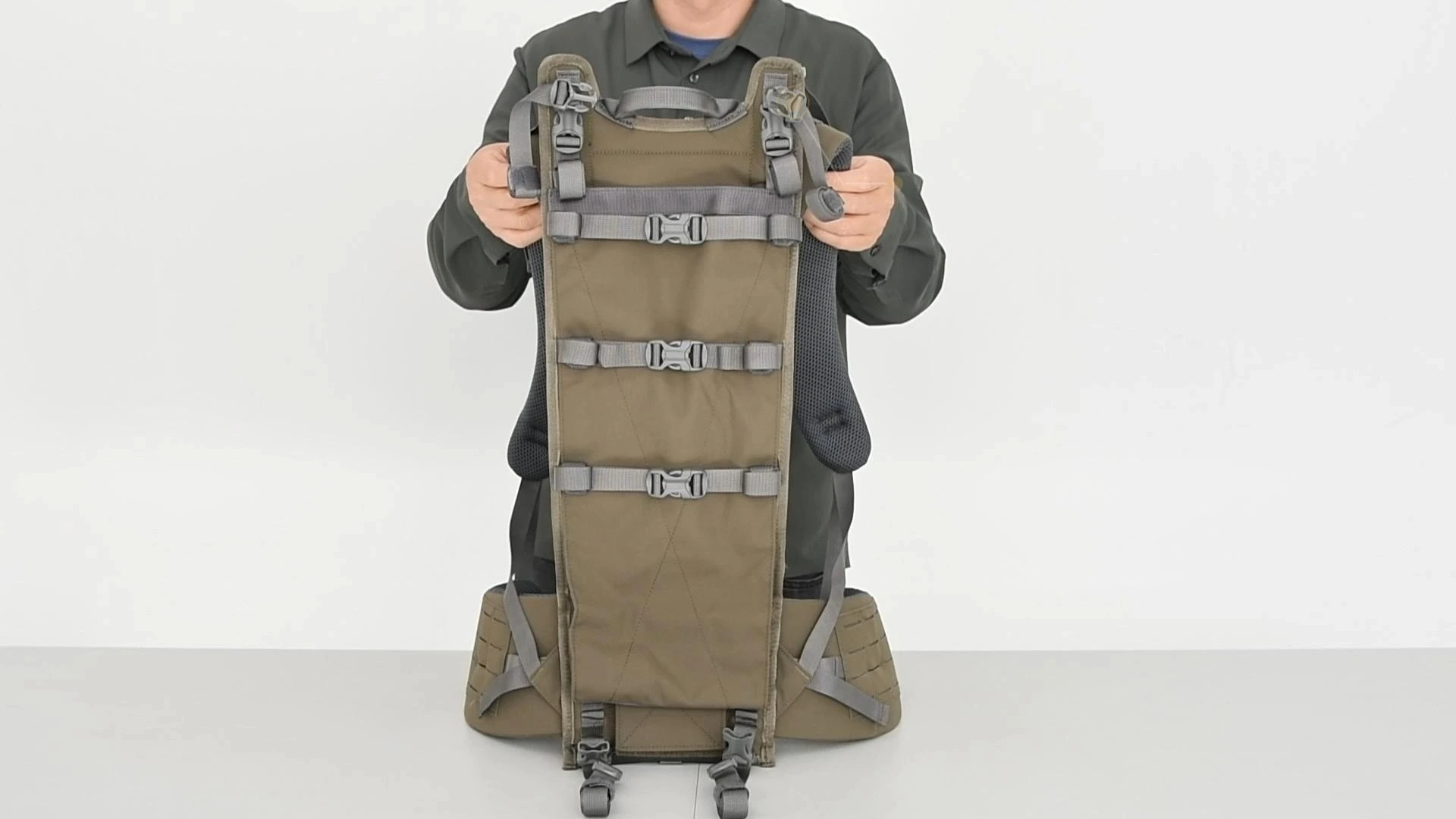 GAF 500D Nylon Ranger Green Externer Jagdrucksackrahmen für die Jagd mit Wildbrettransporterlast über 150 Pfund 1