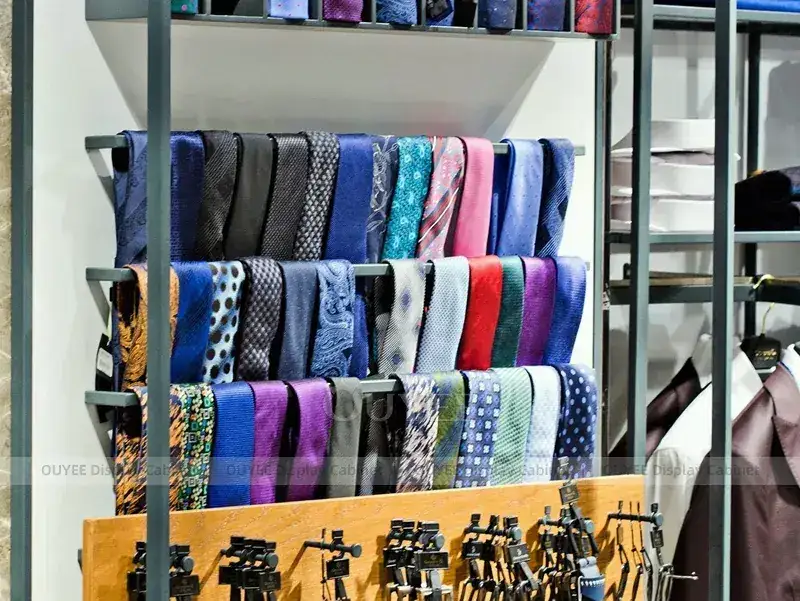 Luxuriöse Wandleuchte aus Marmor für Herrenbekleidung mit Kronleuchterbeleuchtung 1
