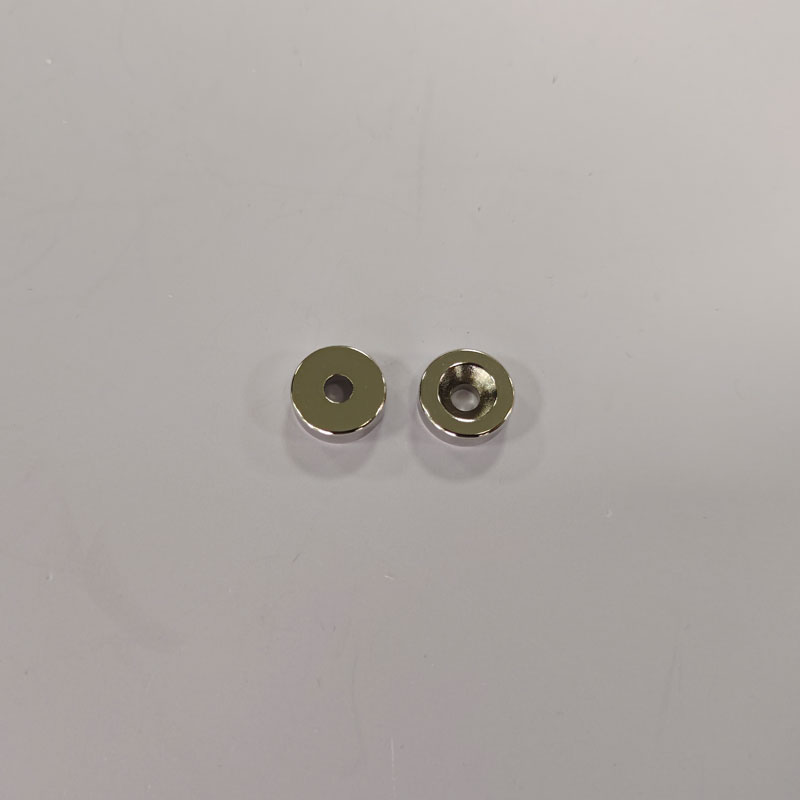 SM-03152040  N35 Countersunk Neodymium Magnets D15xD4.5/D9x5.2 with NiCuNi Coating 2