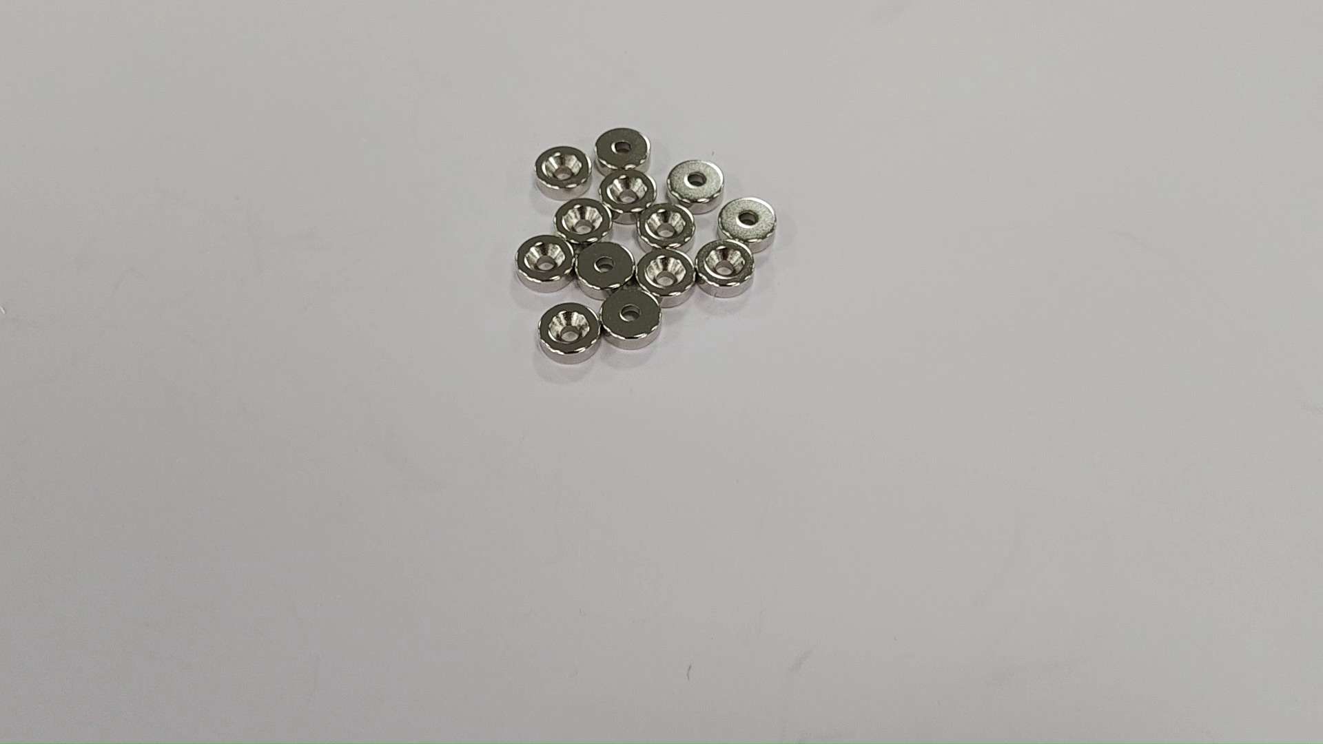 SM-03152040  N35 Countersunk Neodymium Magnets D15xD4.5/D9x5.2 with NiCuNi Coating 1