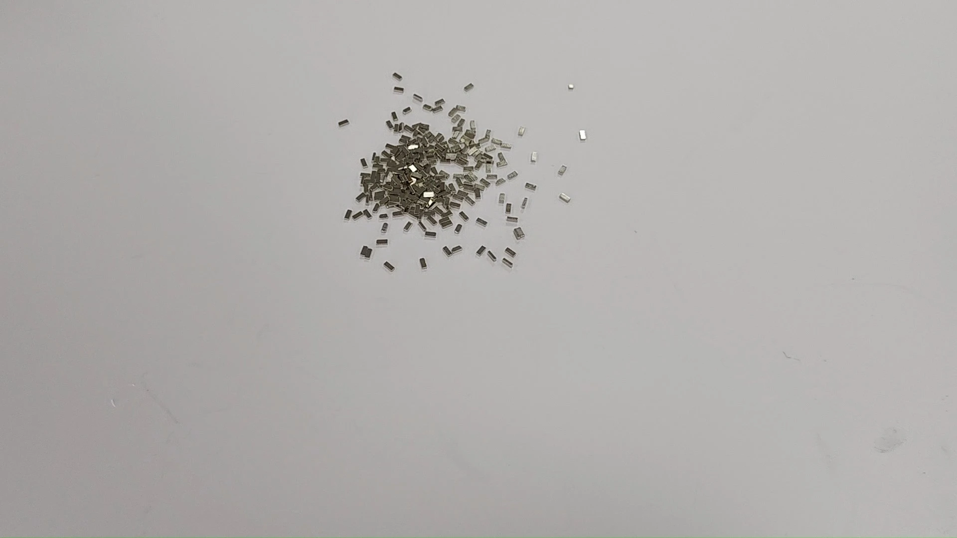 SM-03152045  N42H NiCuNi-Plated Sintered Neodymium Micro Block Magnets 2×1.2×4.5mm High-Temperature Miniature Rare Earth Magnets for Precision Electronics 1