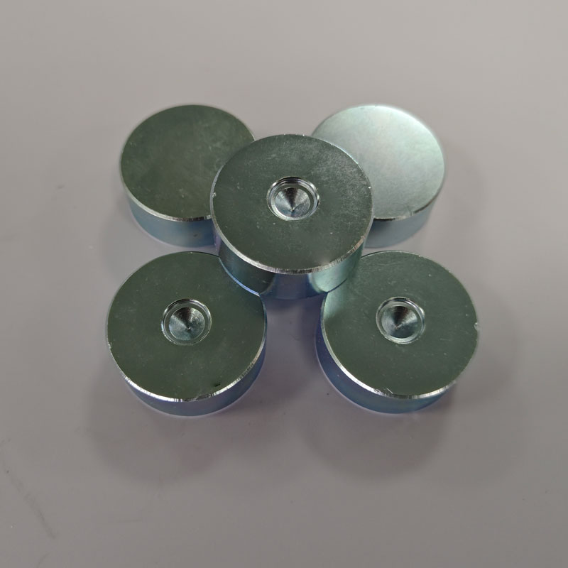 SM-03152046 Hoogwaardige, verzinkte neodymium magneten met verzonken conische boring, gesinterde ronde NdFeB magneten met taps toelopende boring voor veilige montage 3