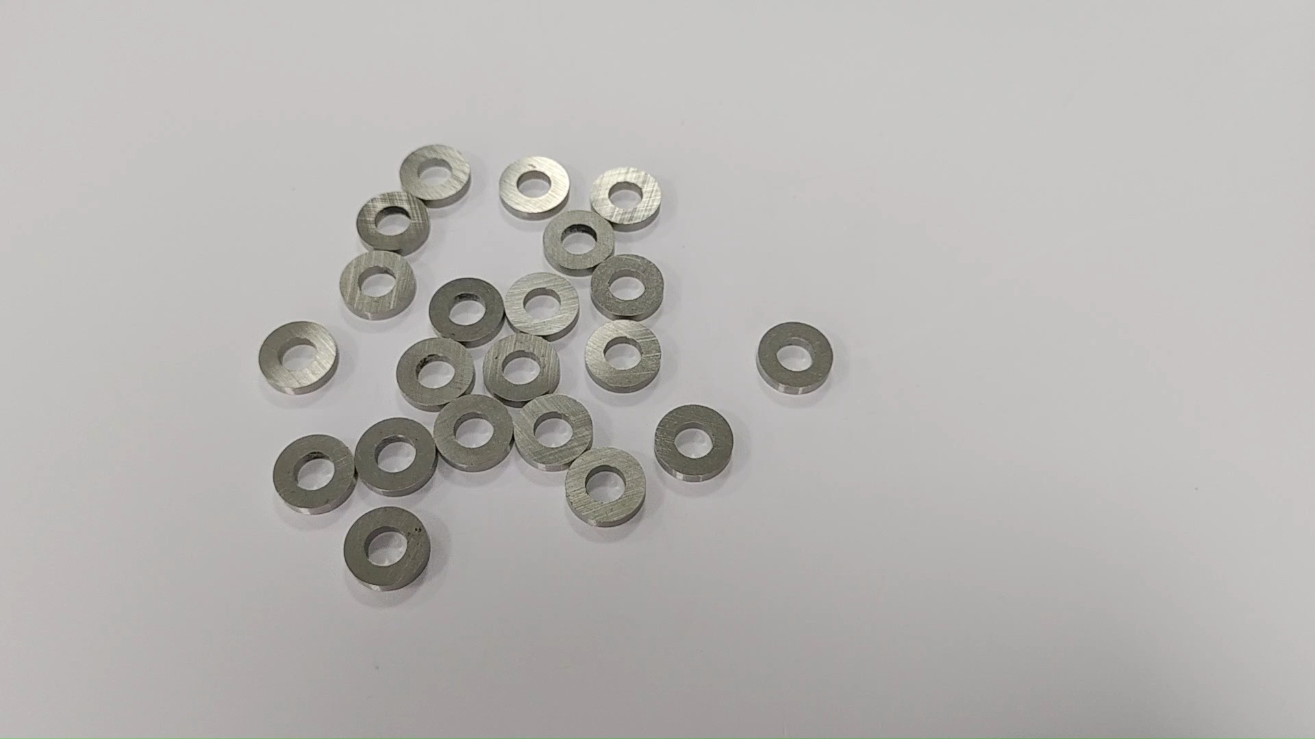 SM-047896 High-Performance diametrally Magnetized AlNiCo Ring Magnets 20×10×4mm, Sintered Permanent Ring Magnets for Sensors & Precision Applications 1