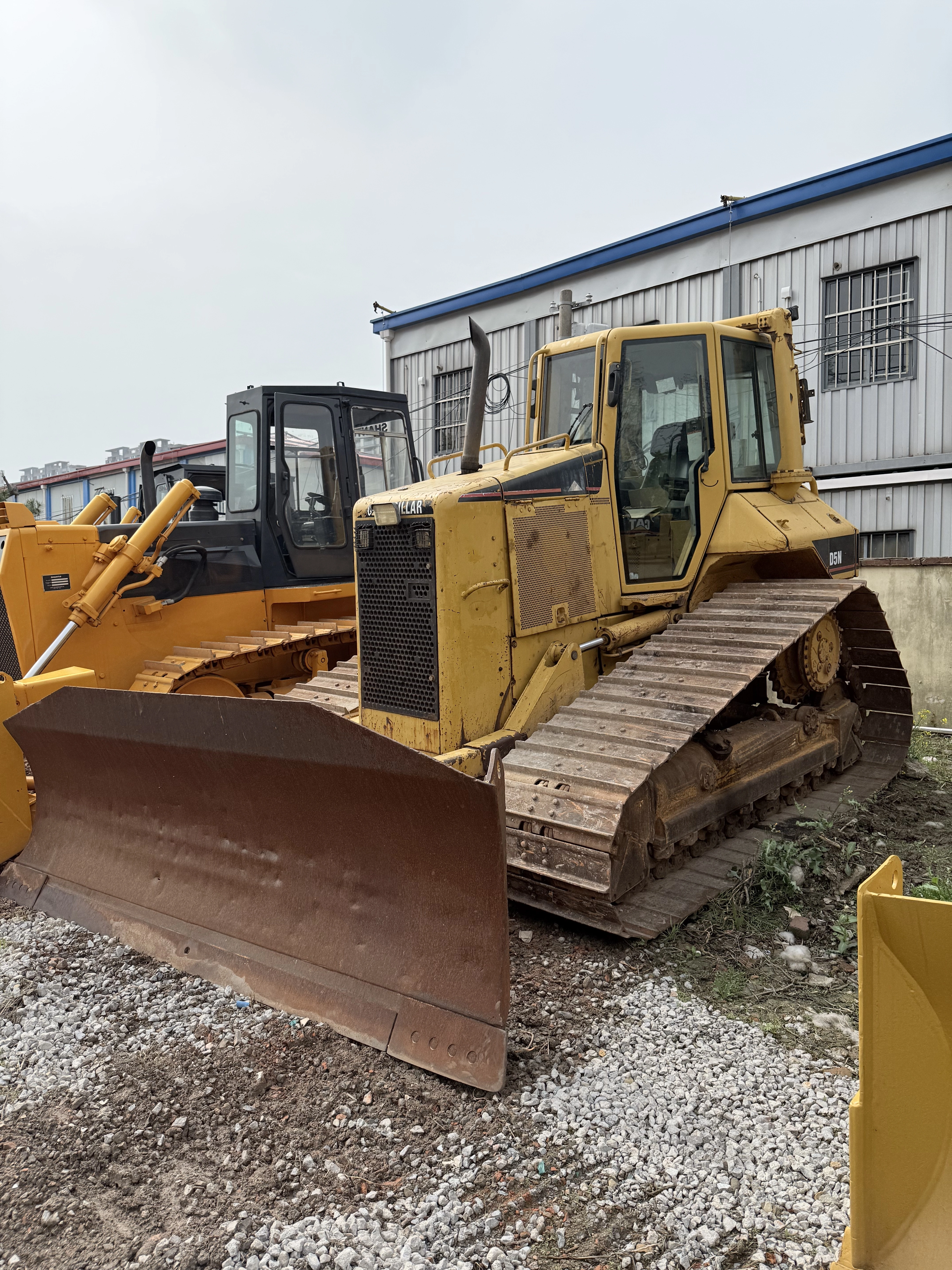 2019 CAT D5N Used Bulldozer Secondhand Crawler Dozer Japan Original High Quality in Shanghai Yard 1