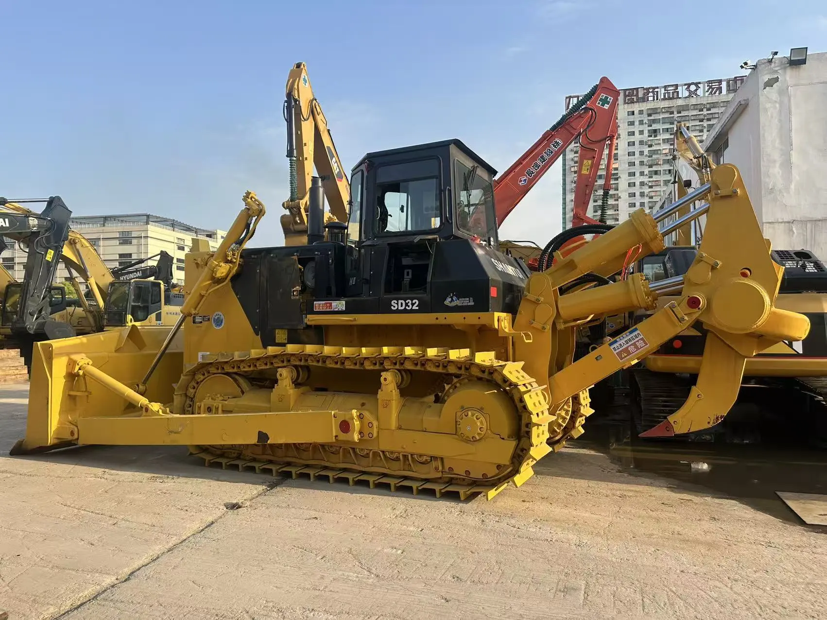Shantui SD32 Buldozer | Satış üçün 320 At Güclü Buldozer 1