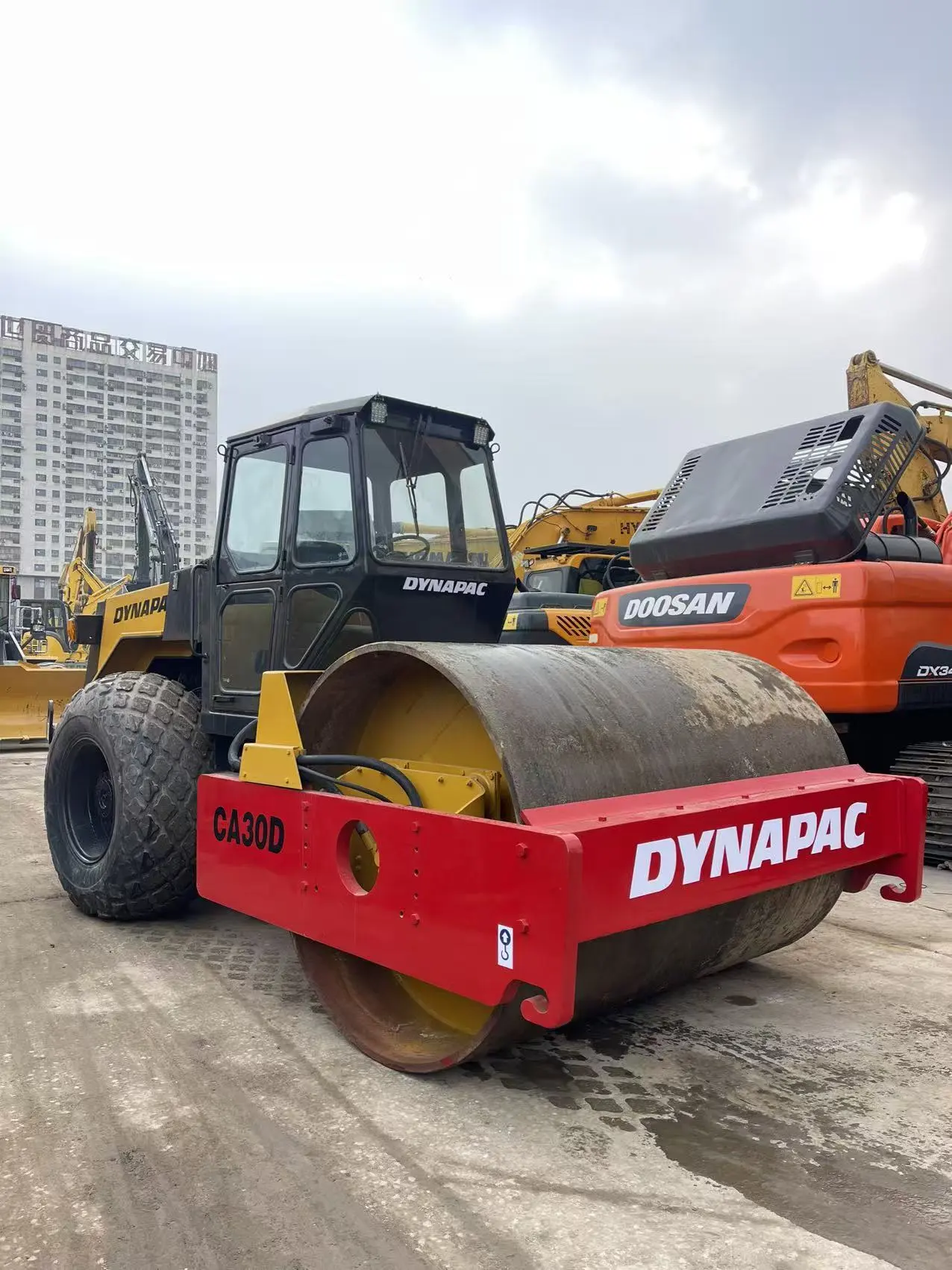 Used DYNAPAC CA30D No Leak Good Condition 1