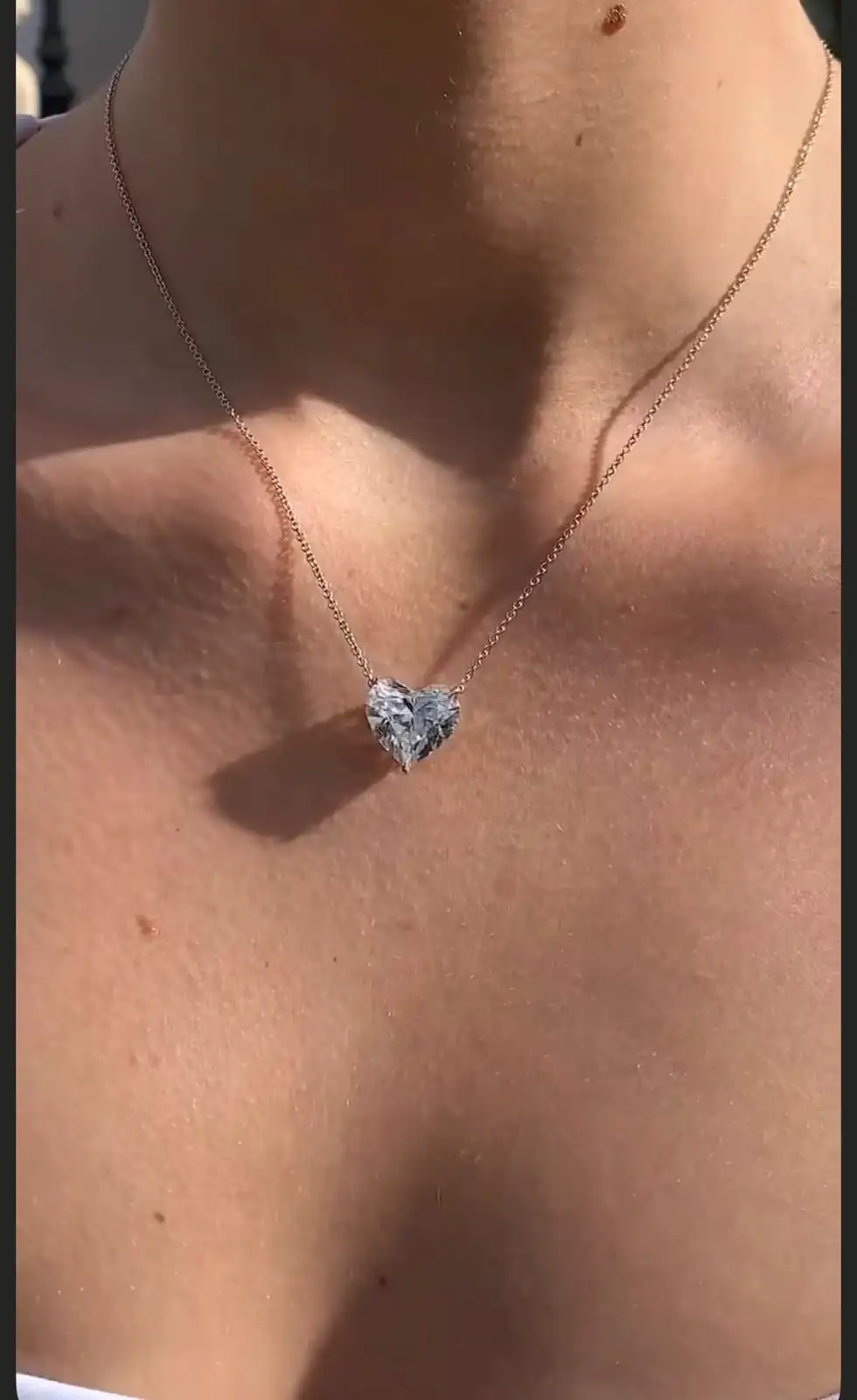 18k white gold heart 3ct F VVS2 Necklace 1