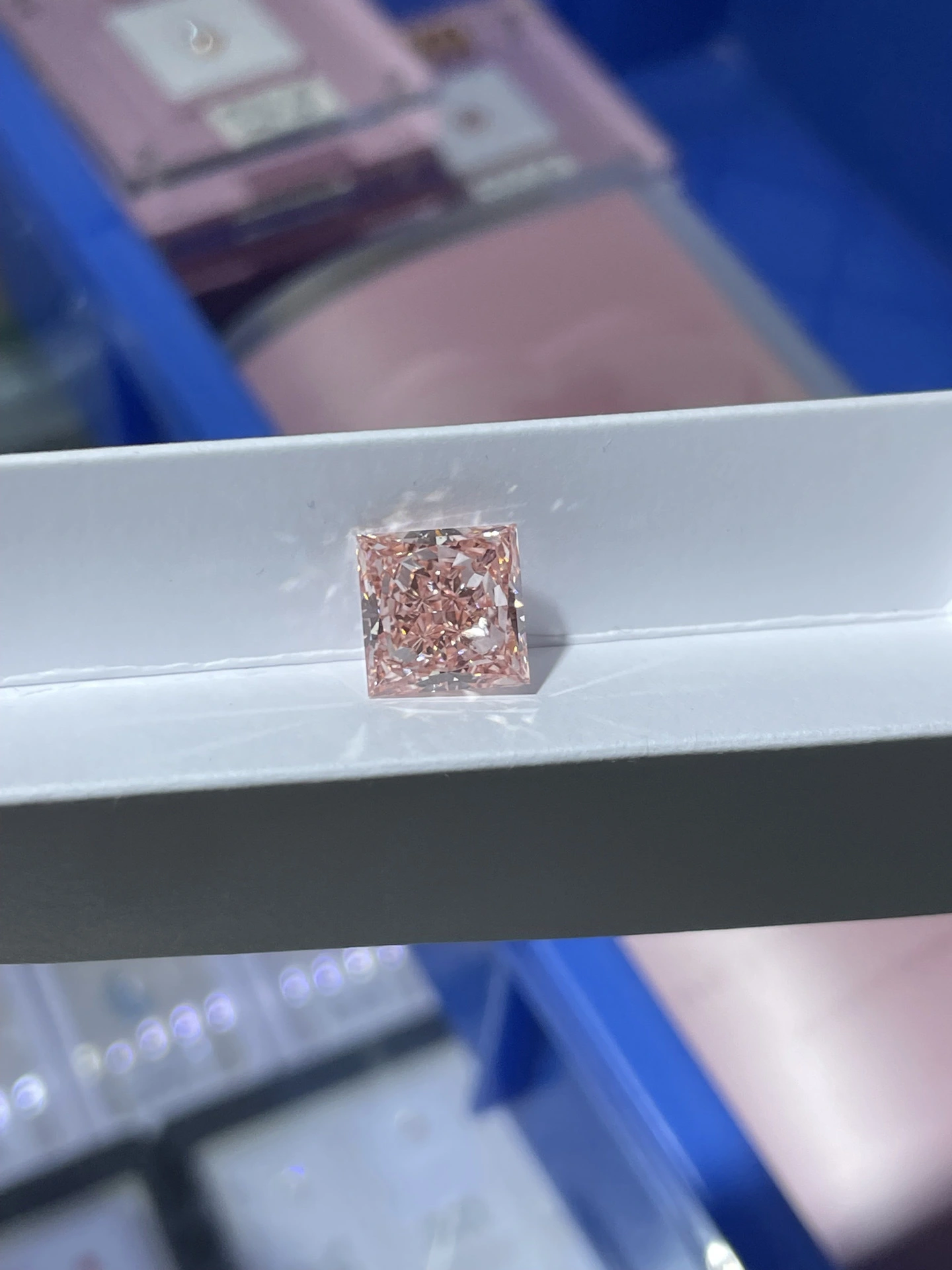 Fancy Pink VS2 Clarity Princess-Cut Lab-Grown Diamond 7.08ct IGI:654440092 1
