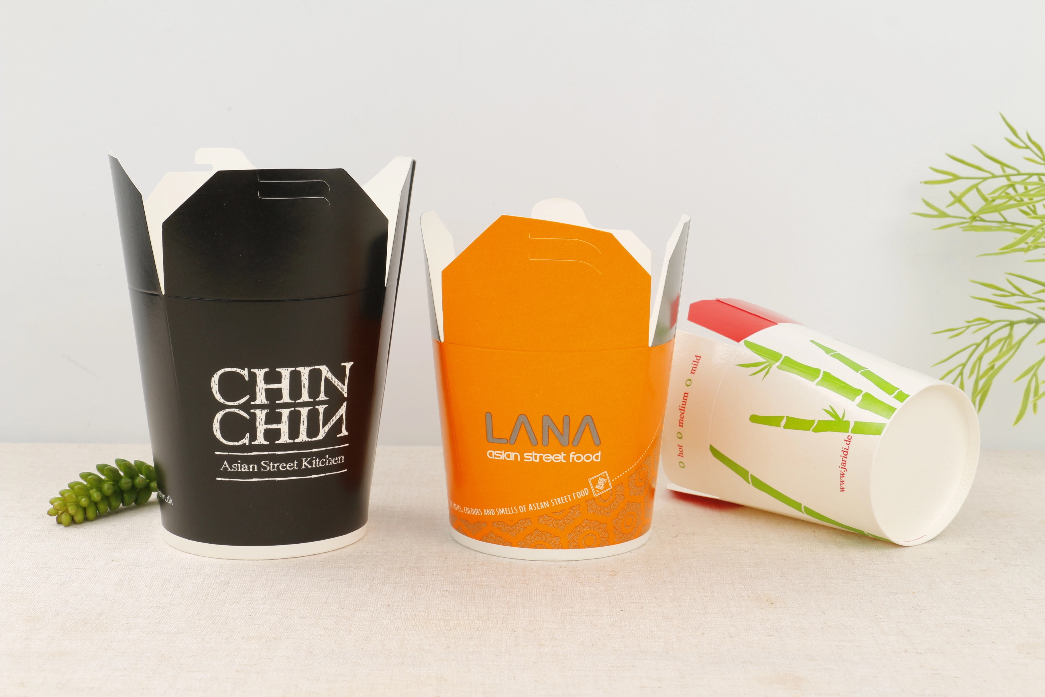 26oz Paper Noodle Boxes - Supplier for Takeout & Catering Needs 1