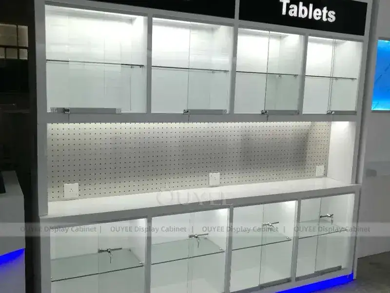 تجهيزات عرض هواتف محمولة بتقنية LED باللونين الأسود والأزرق مع شاشات عرض جدارية مضاءة بشكل رائع 1