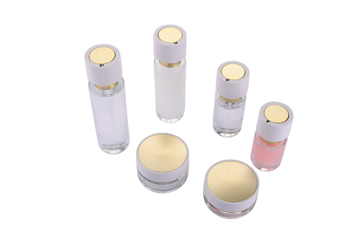 Coleção de luxo elegante para cuidados com a pele em frasco de vidro, com creme para as mãos, spray corporal e creme facial. 1
