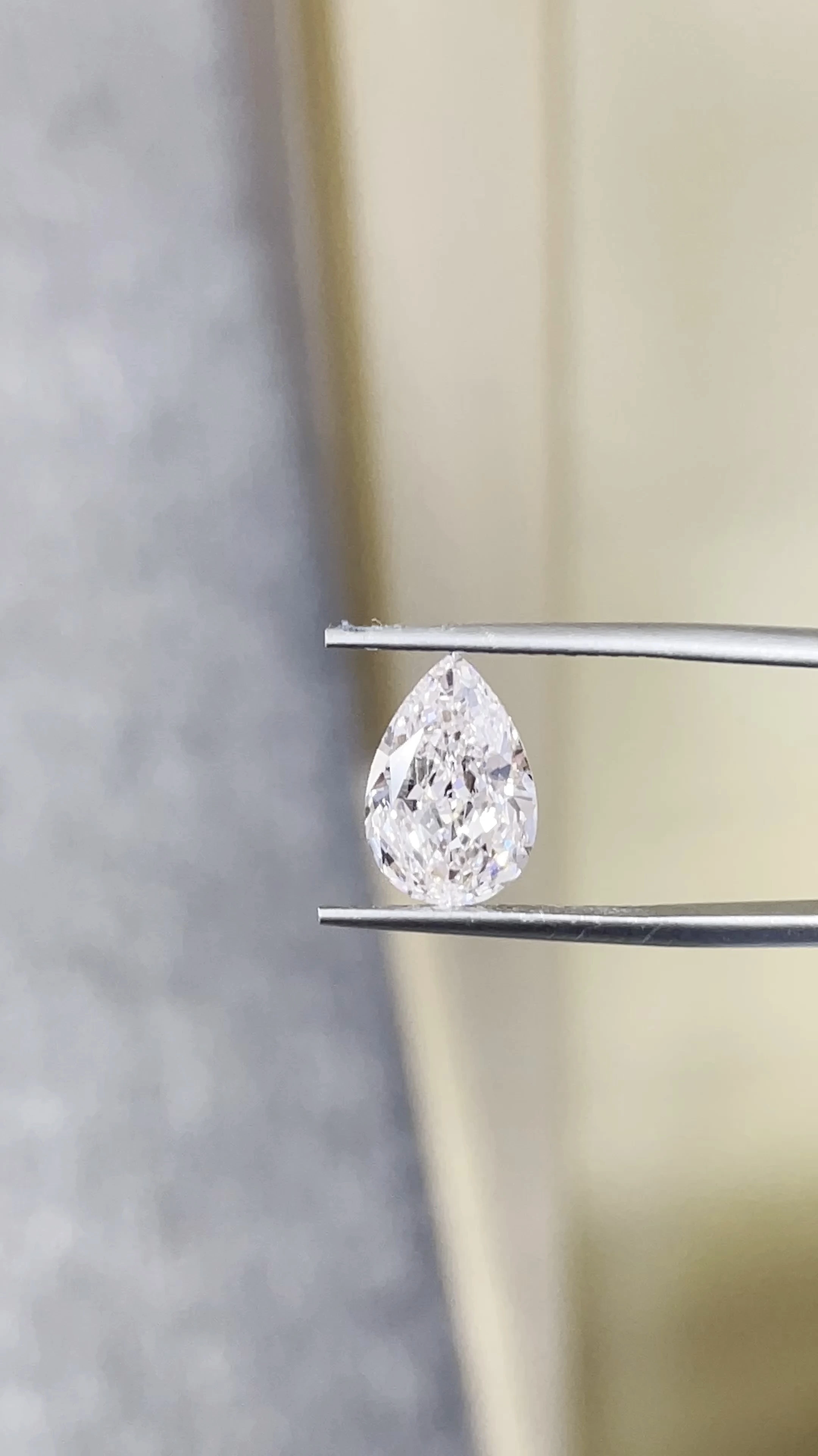 Fancy Light Pink VS1 Clarity Pear-Cut Lab-Grown Diamond 3.38ct IGI:634460593 1