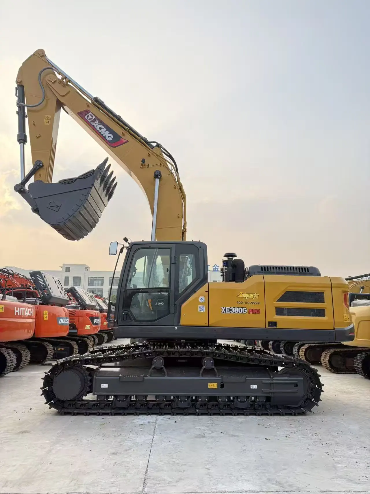 XCMG 38Ton Crawler Excavator XE380G Pro | Heavy Duty Mining & Earthmoving 1