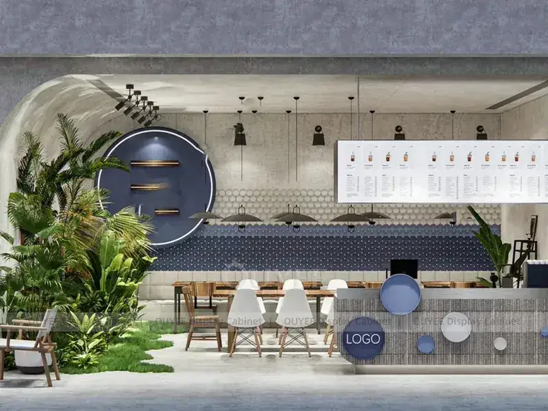 Comptoir de café en bois blanc avec vitrine à boissons brillante 1