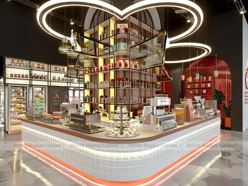 Comptoir de café en bois doré avec garniture dorée et vitrine en verre pour bars à boissons et desserts 1