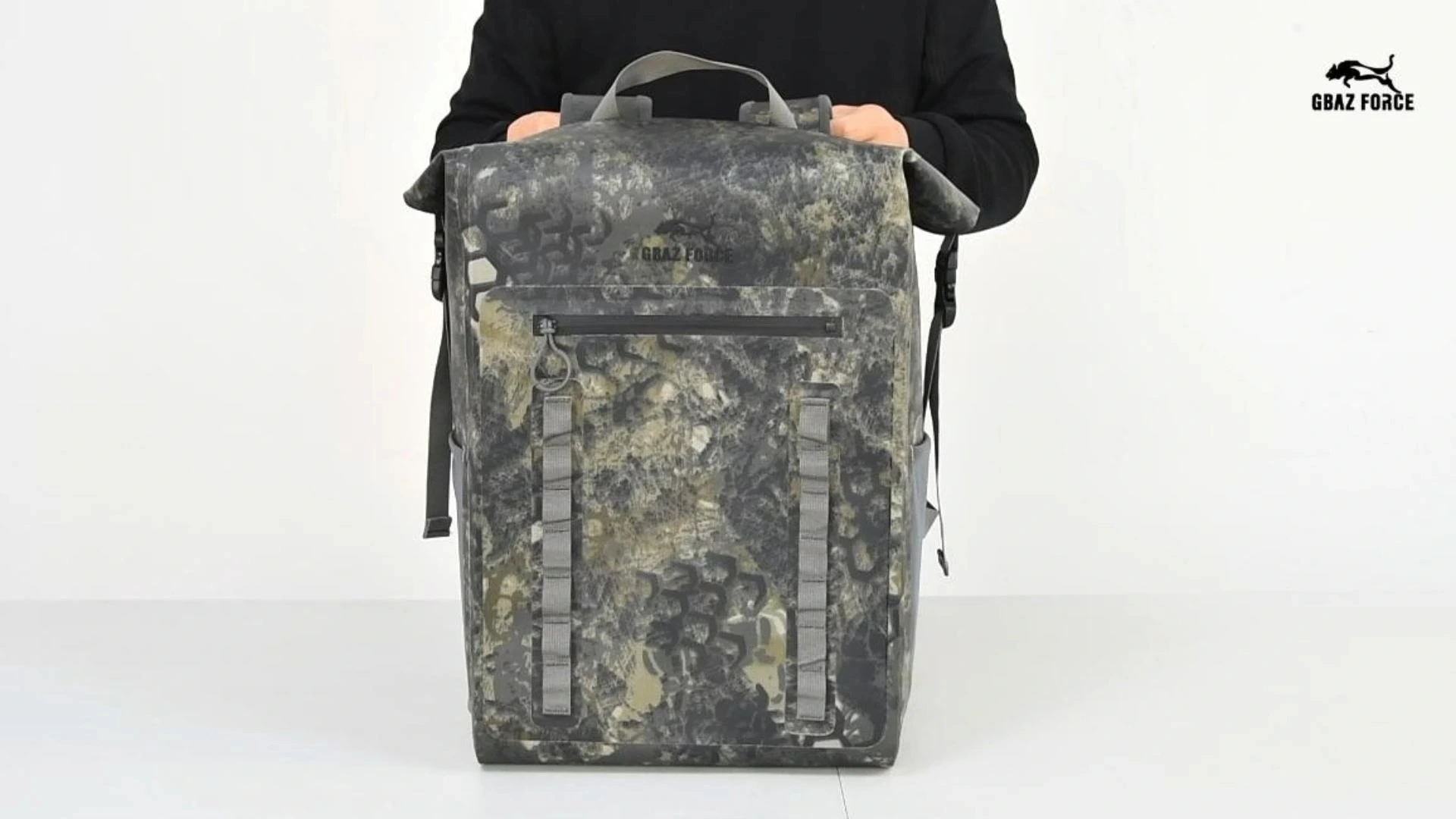 Mochila impermeável dobrável GAF Custom 25L com sistema Molle e acolchoamento em EVA. 1
