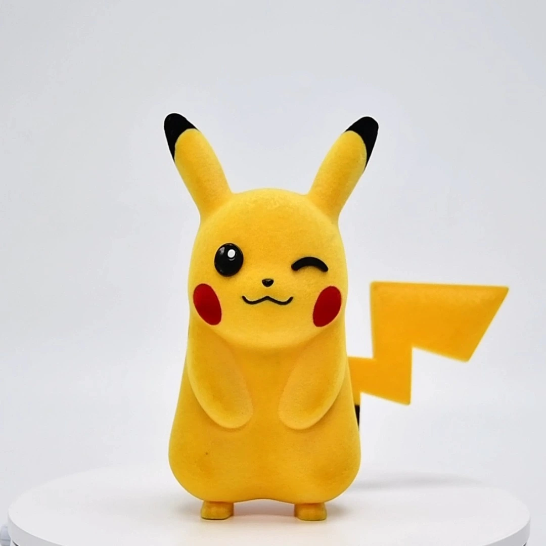 Figura de peluche flocado de Pikachu