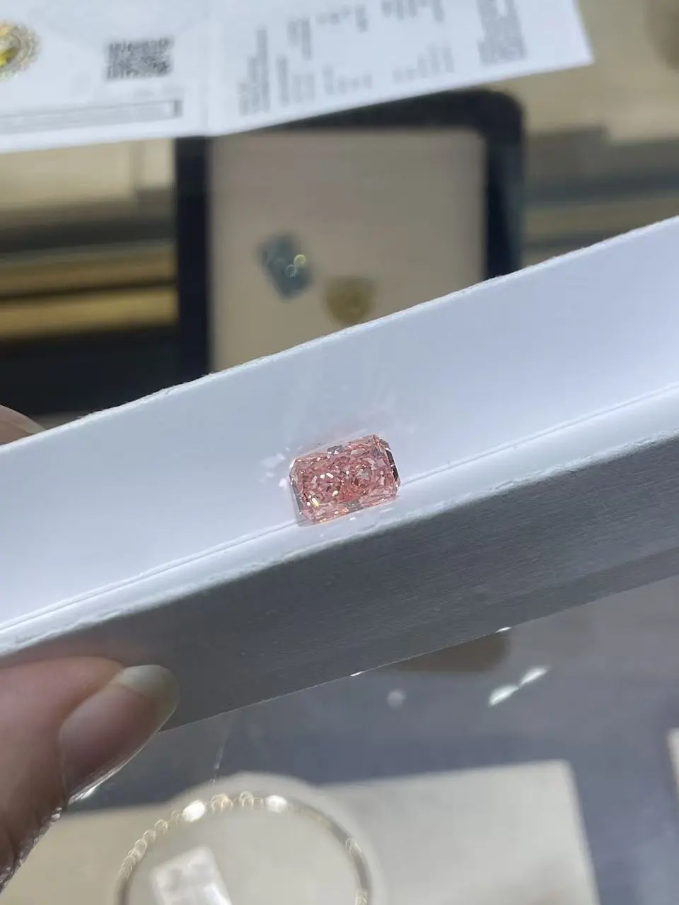 Fancy Intense Pink Radiant-Cut 4.14CT  VS1 Clarity Lab-Grown Diamond  IGI:761518052 1
