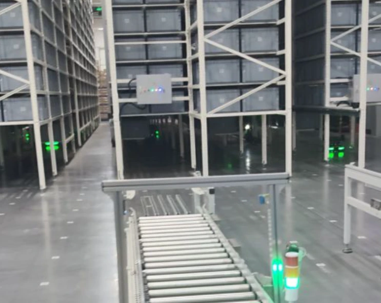 Robot Penyimpanan dan Pengambilan Bergerak Berkecepatan Tinggi Tipe Kotak 1