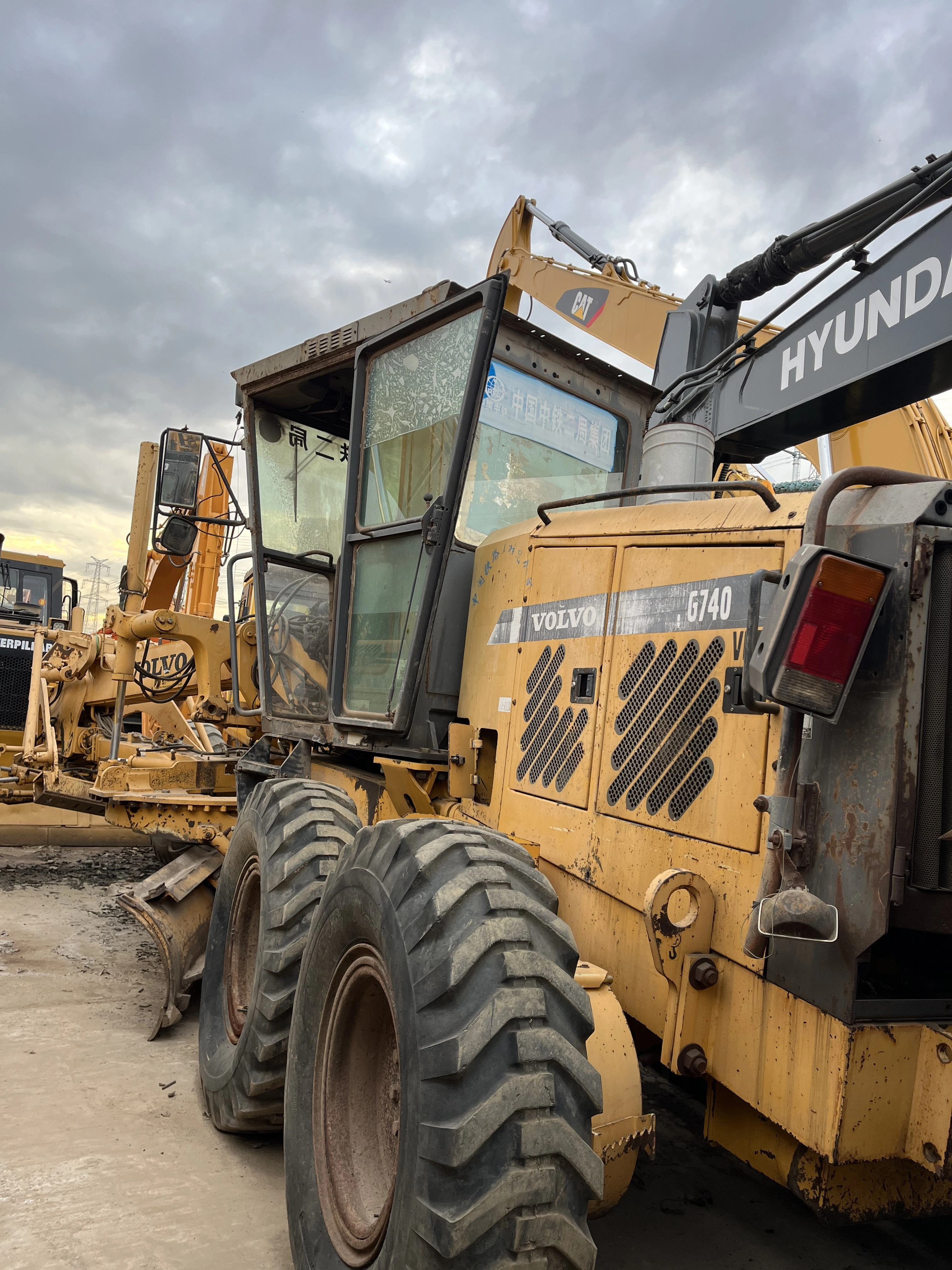Used Volvo G740 Motor Grader For Sale 1