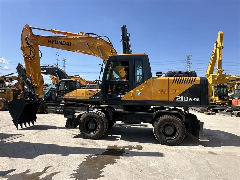 21 ton Used Hyundai 210W-9S wheel excavator Ready to Ship 1
