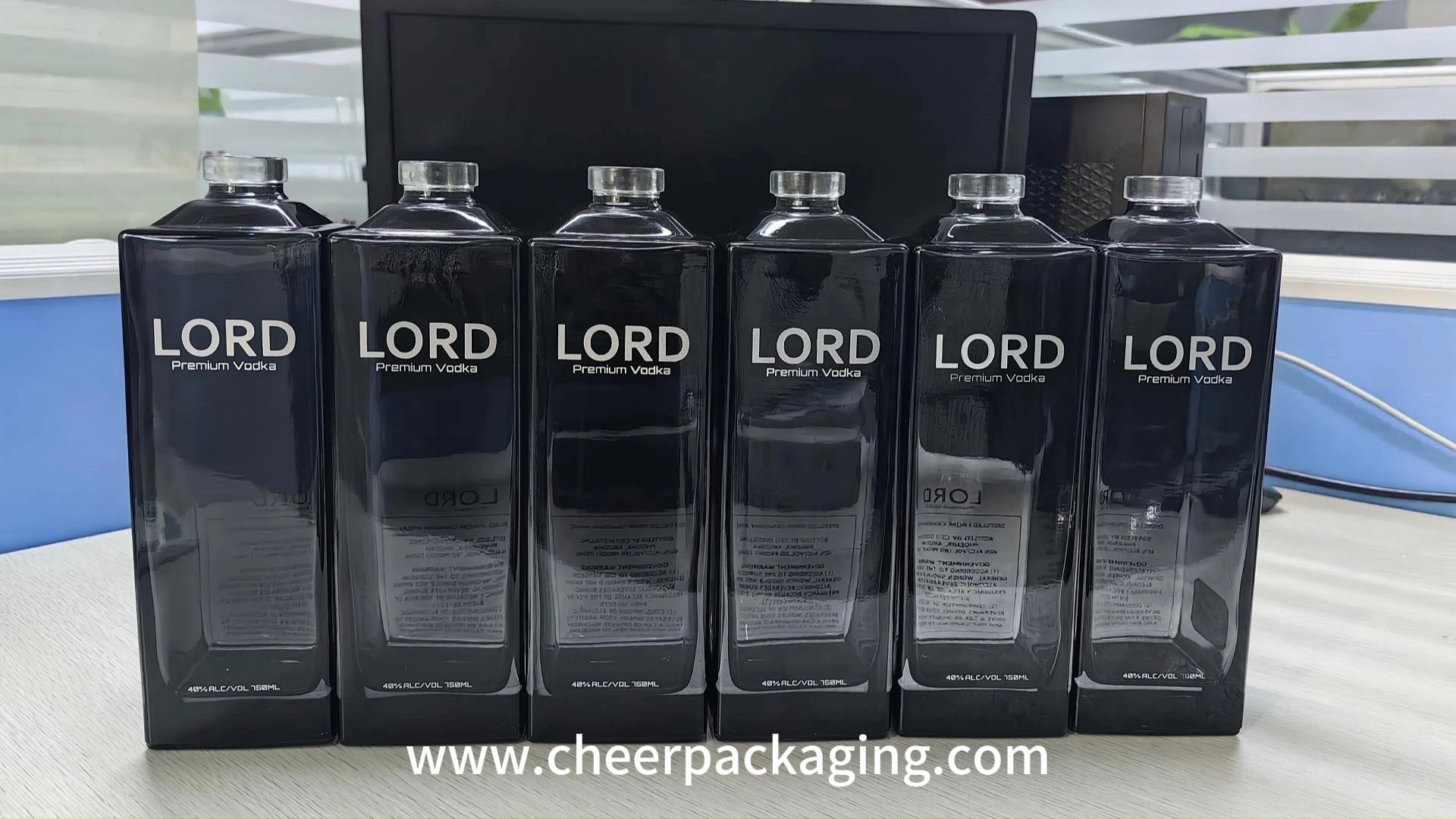 Botol Vodka Premium Kustom 750ml 1
