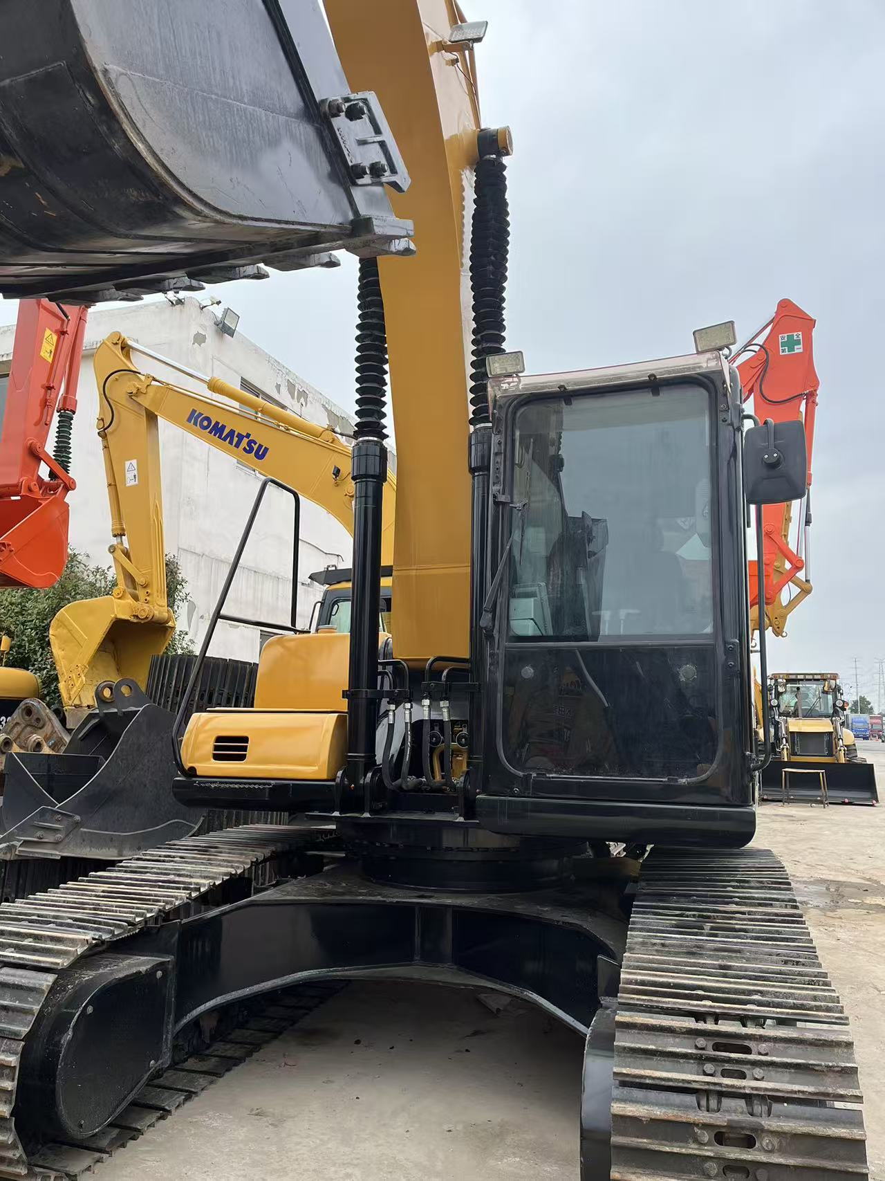 Used Sany SY215C Excavator 21.5Ton Original China Low Hours Good Condition 7