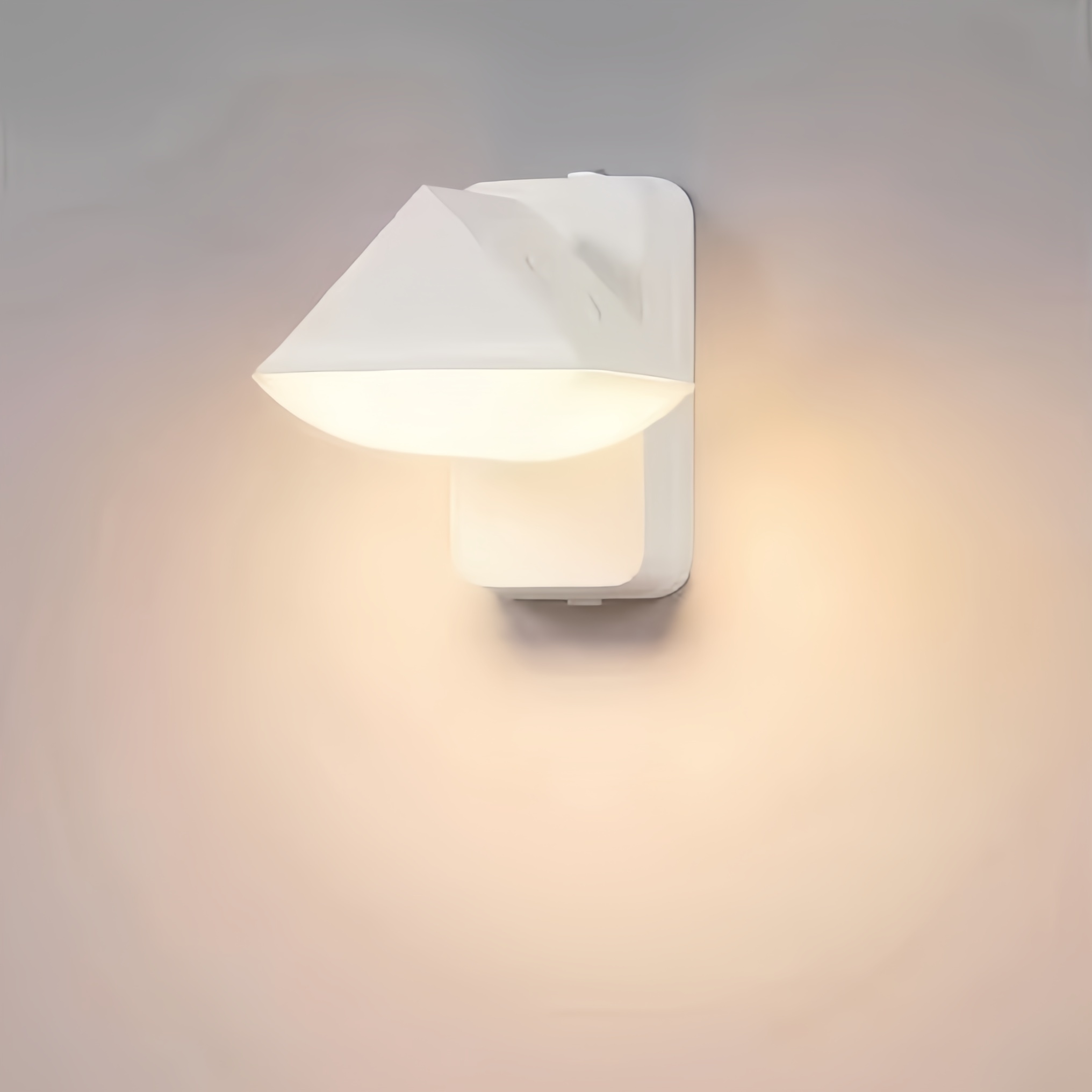مصباح جداري خارجي أبيض بتصميم هندسي عصري، بجزء علوي زاوي وإضاءة منحنية للأسفل، أسود وأبيض ورمادي، HTD-EW4510 4