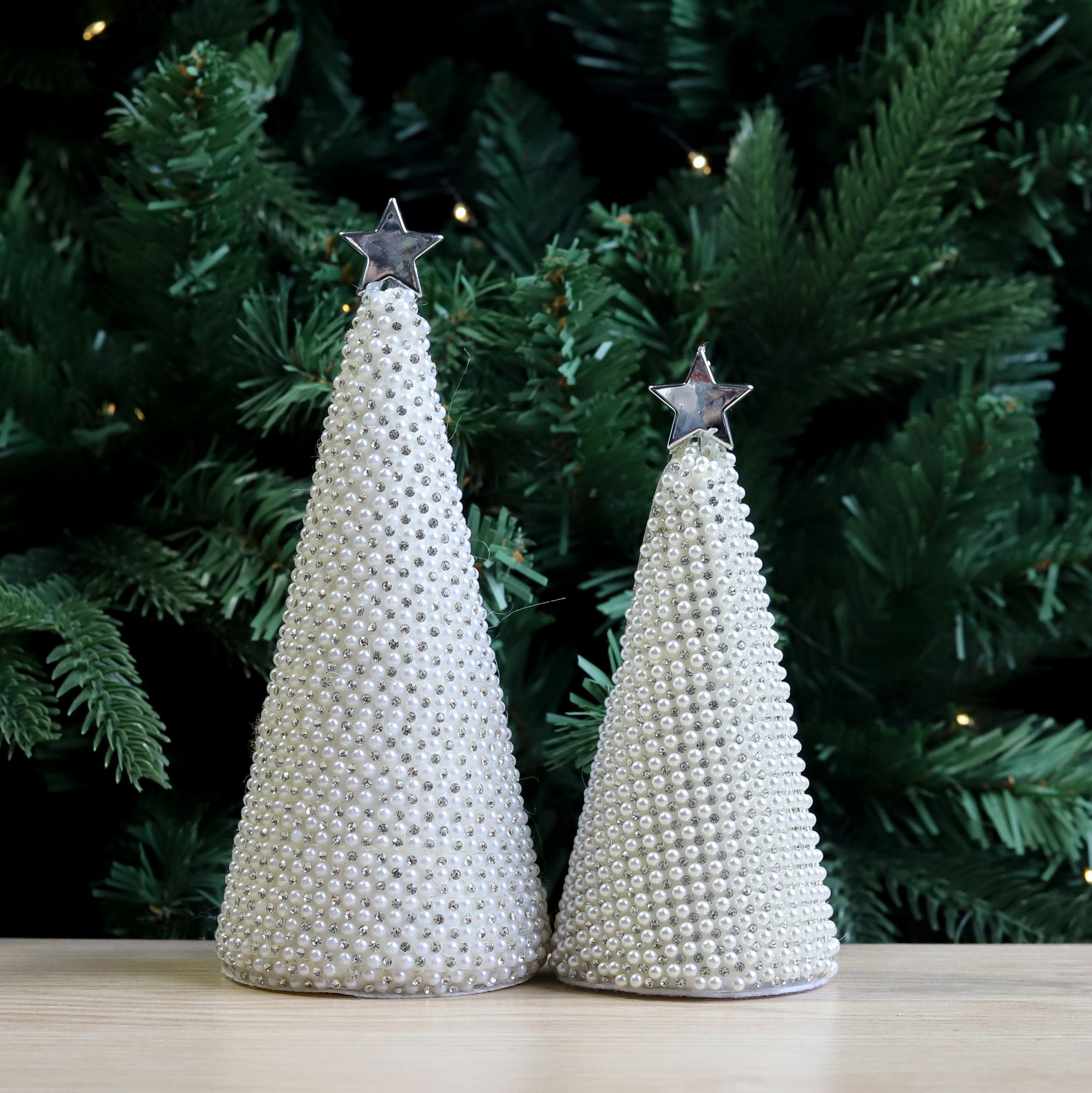 Adorno navideño personalizado de mesa con forma de cono de espejo, perlas y diamantes de imitación, mini decoración navideña de espuma para el hogar y escritorio con estrella en la parte superior. 3