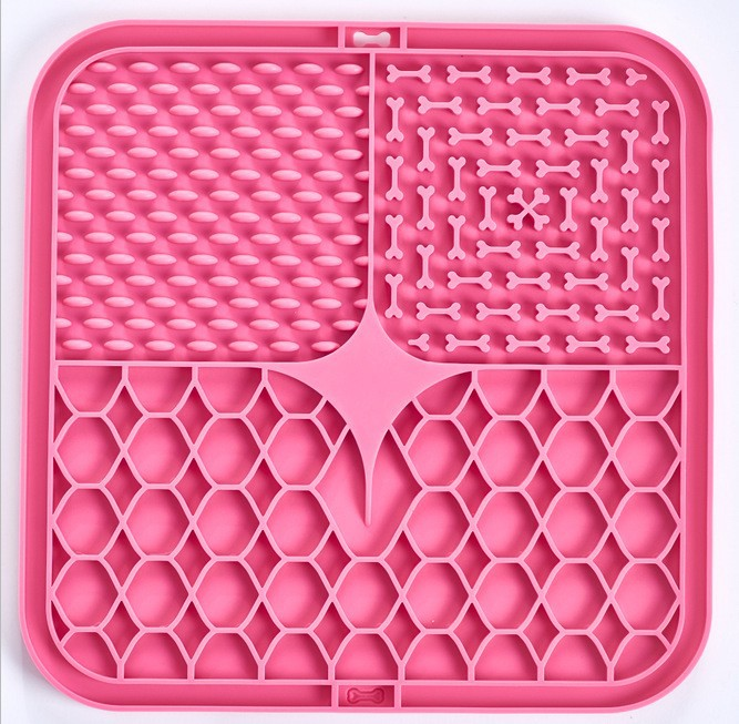 ROADREIGN - Alfombrilla relajante para lamer para perros: almohadilla de distracción para aliviar la ansiedad y el aburrimiento con fuertes ventosas. 10