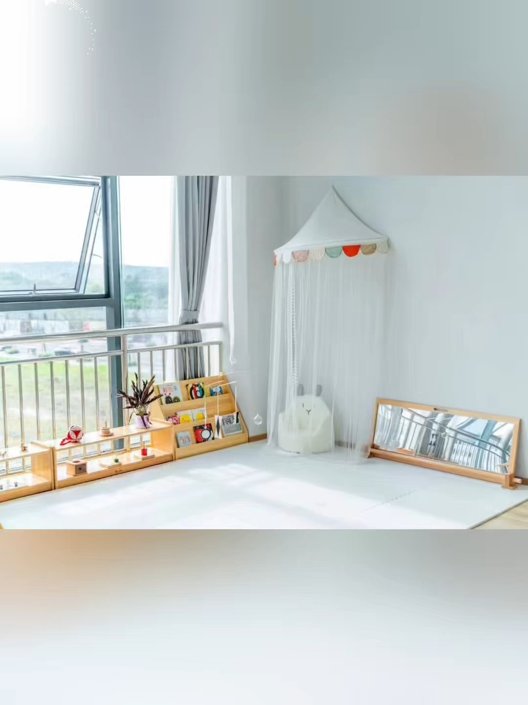👶 Môi trường NIDO (0–18 tháng) Không gian được chuẩn bị đầu tiên để vận động, khám phá và tin tưởng